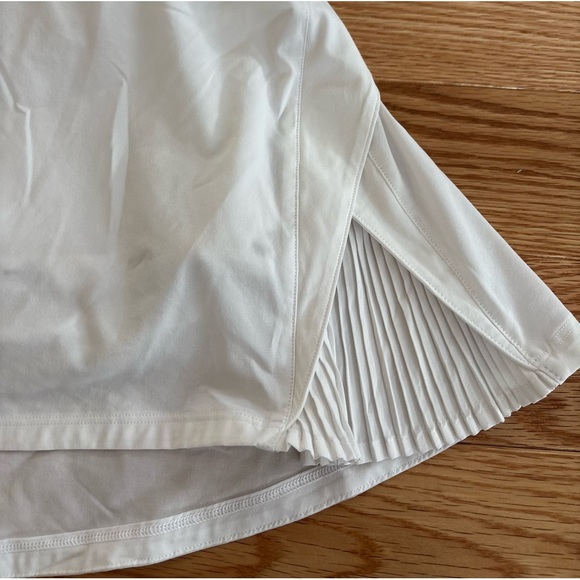 Lululemon Play Off The Pleats Skirt - Picture 2 of 3